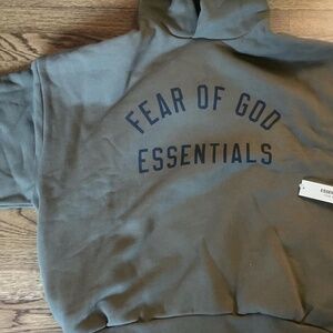 ESSENTIALS FEAR OF GOD HOODIE BRAND NEW